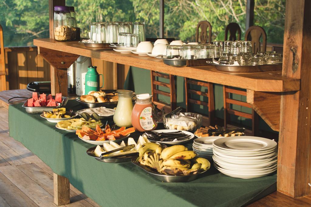 Amazon Arowana Lodge Careiro Kültér fotó